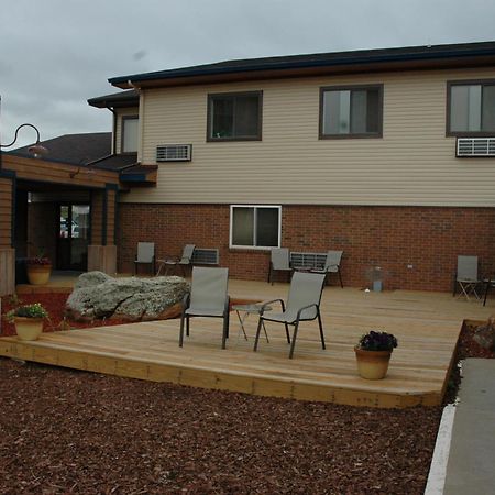 Baymont By Wyndham Spearfish Hotel Exterior photo