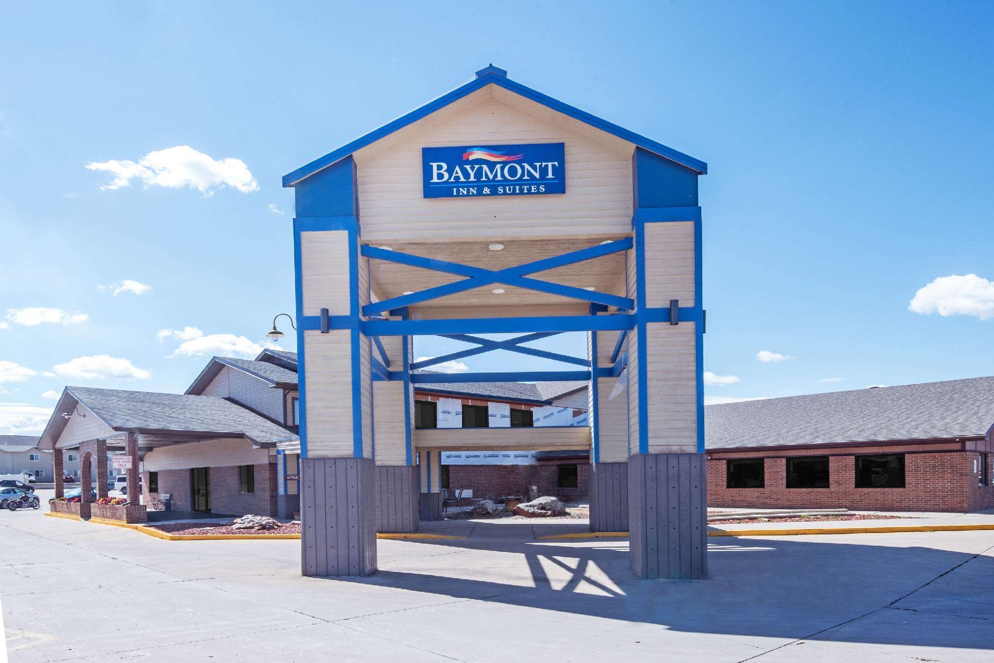 Baymont By Wyndham Spearfish Hotel Exterior photo