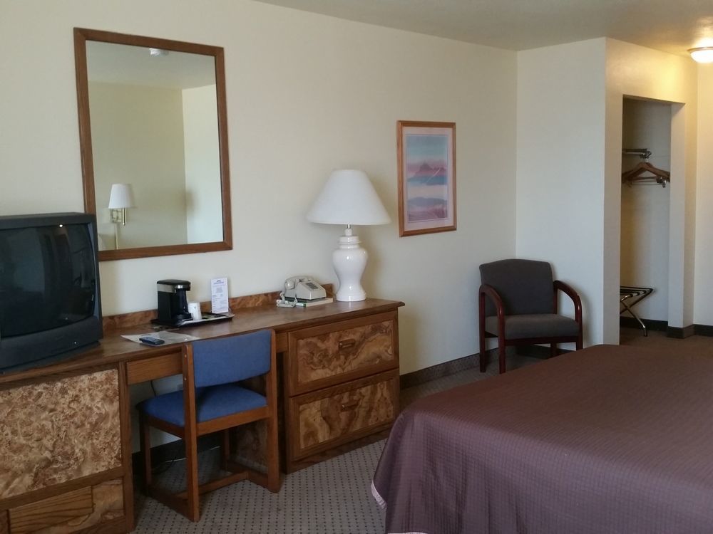 Baymont By Wyndham Spearfish Hotel Exterior photo